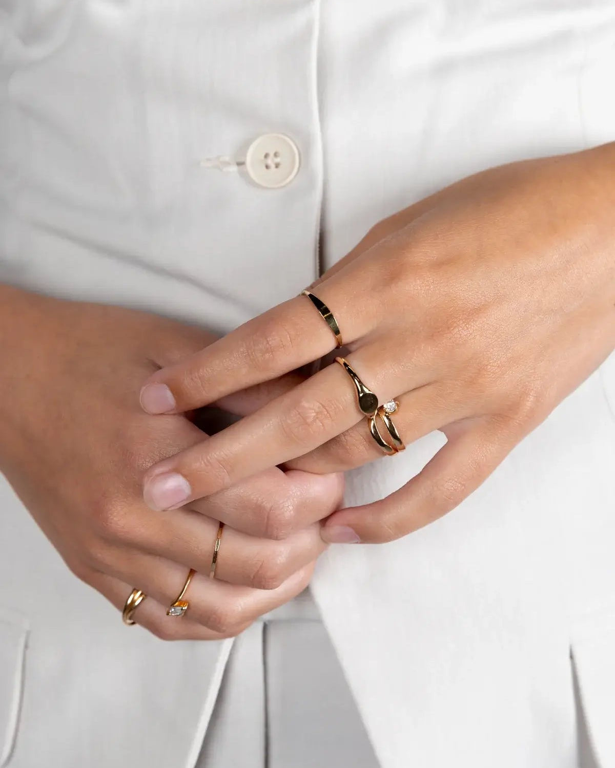 Dainty Signet Ring