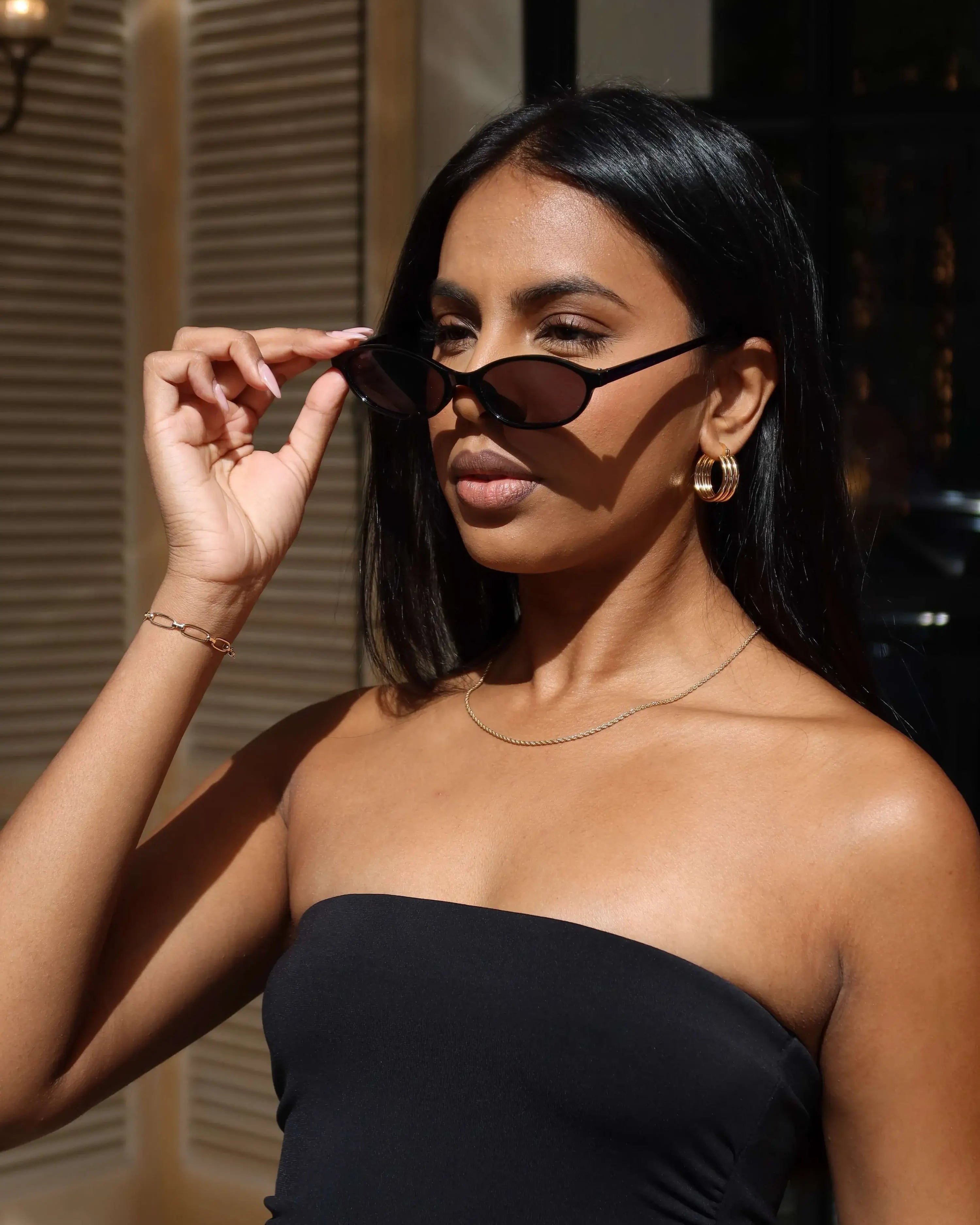 Delilah Hoops